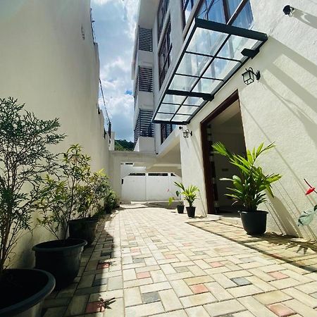 Aurelia Inn キャンディー エクステリア 写真