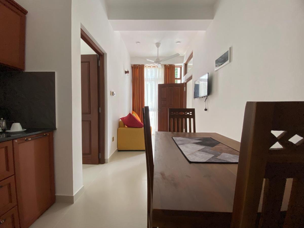 Aurelia Inn キャンディー エクステリア 写真