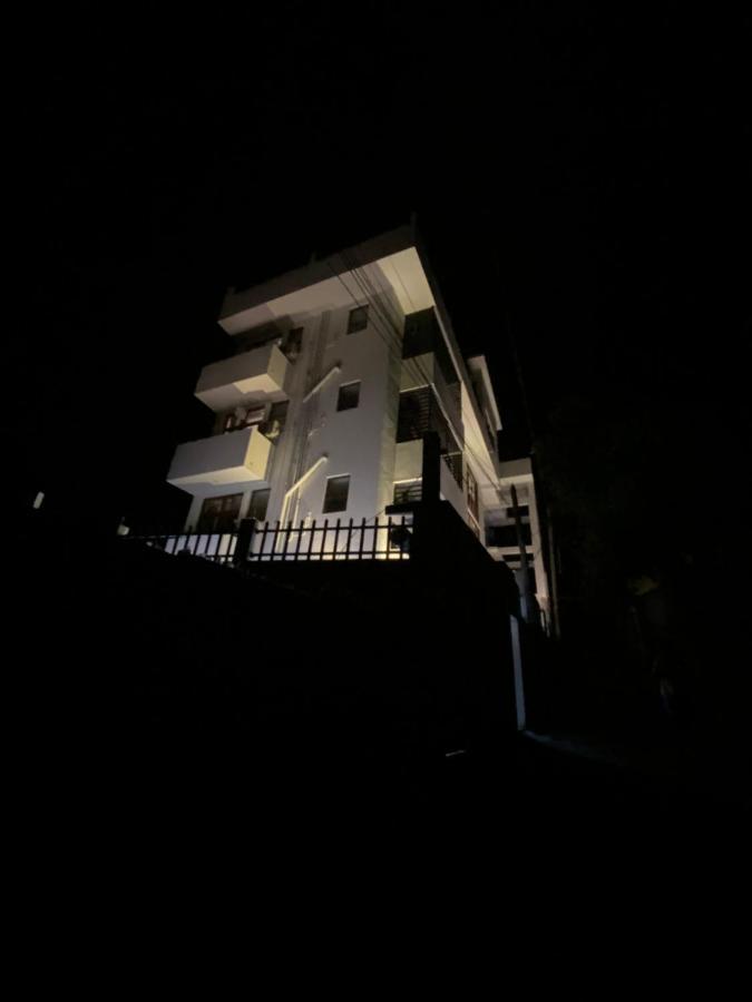 Aurelia Inn キャンディー エクステリア 写真
